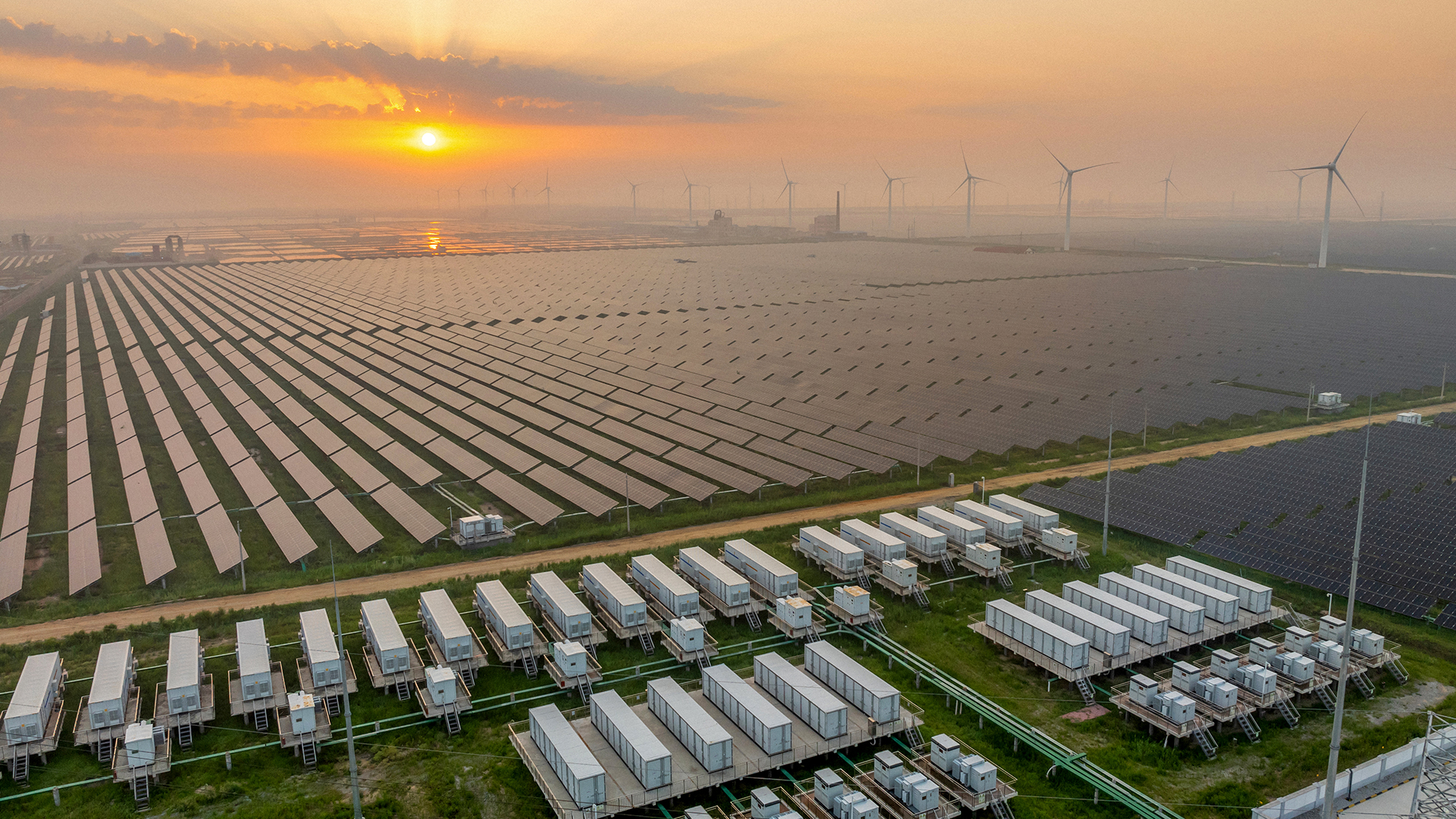 再生可能エネルギー　太陽光発電　風力発電　